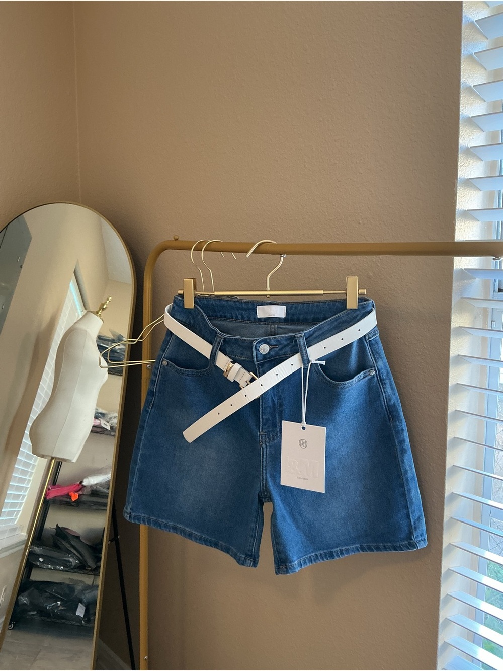 High-Rise Denim Women’s Shorts with White Belt